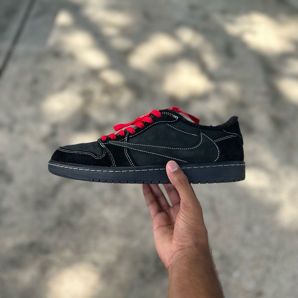 Travis Phantom - image 2